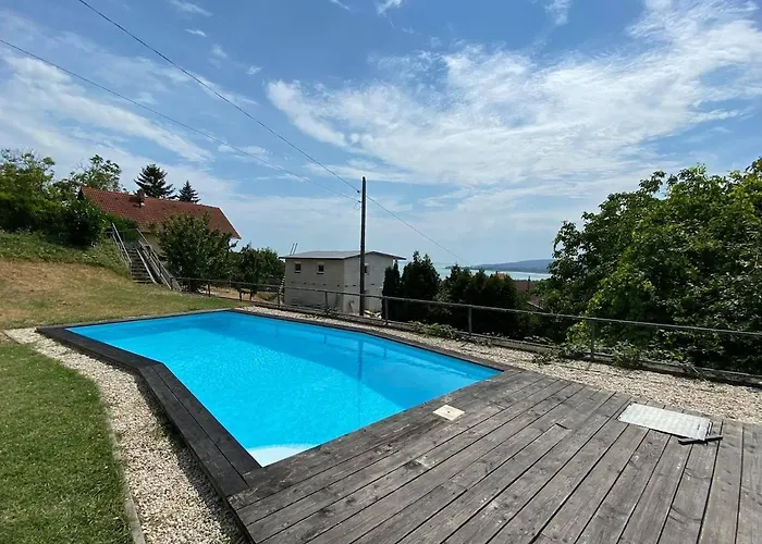 Ravenswood * Balatonfůzfő